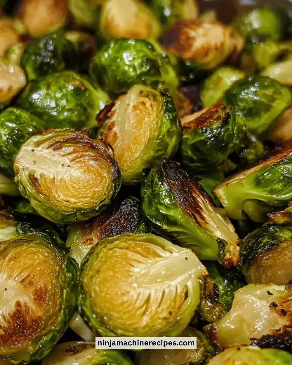 Easy Thanksgiving Roasted Brussels Sprouts with Crispy