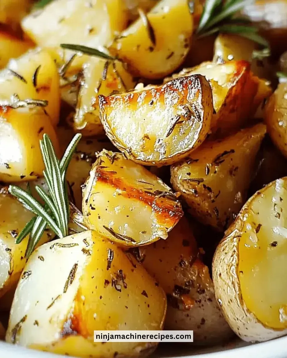 Delicious easy rosemary garlic roasted potatoes ready to serve