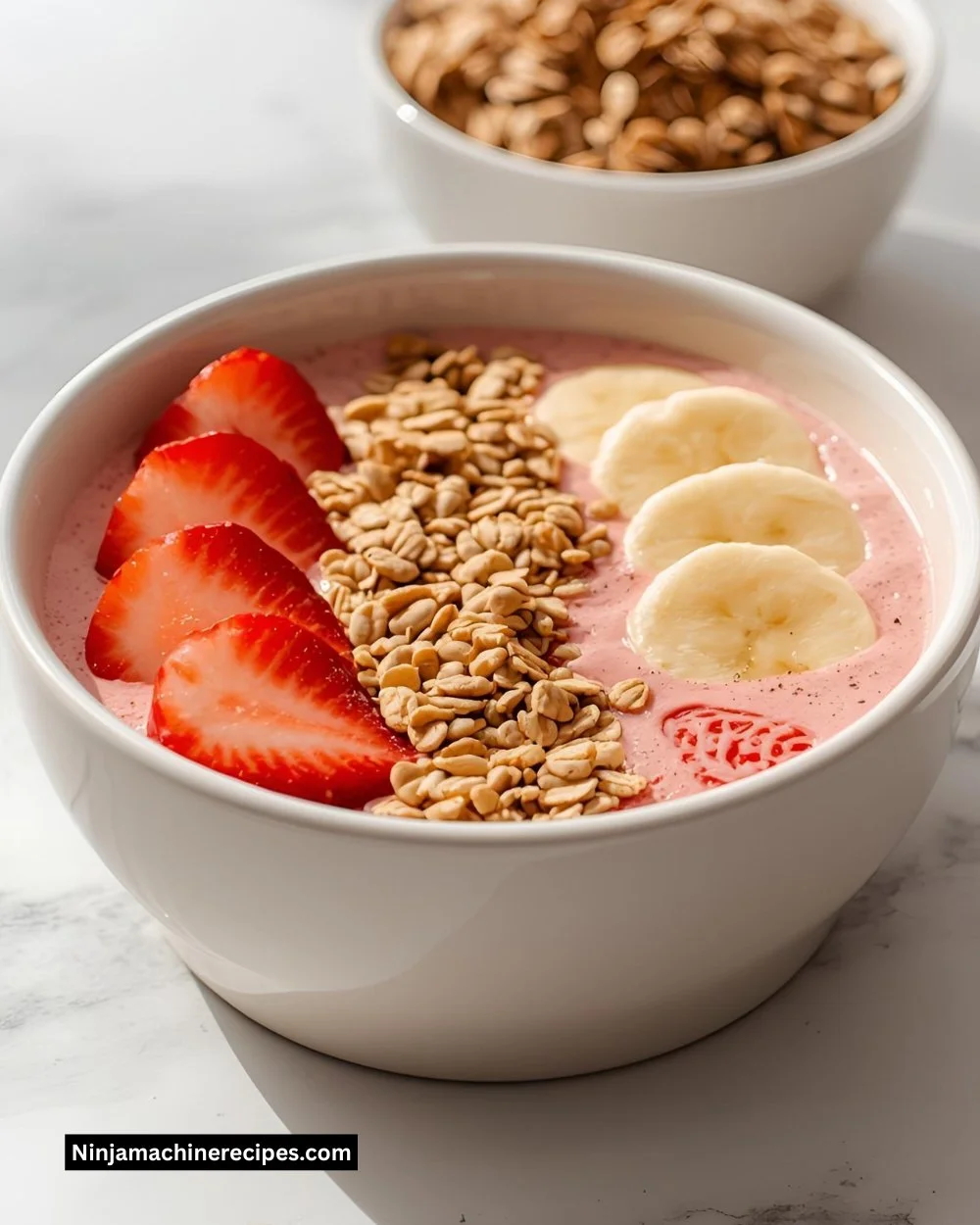 Strawberry Banana Smoothie Bowl