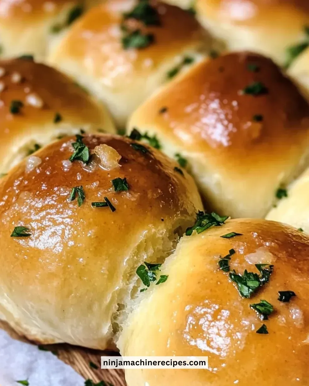 Easy garlic butter dinner rolls fresh out of the oven