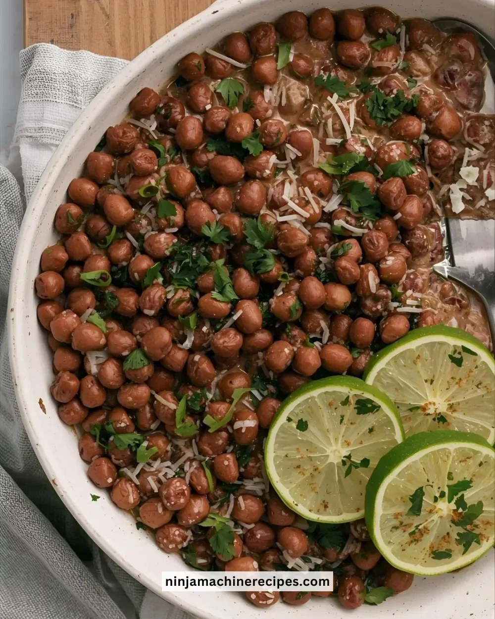 Creamy Southern black-eyed peas in a rustic bowl, garnished and ready to serve.
