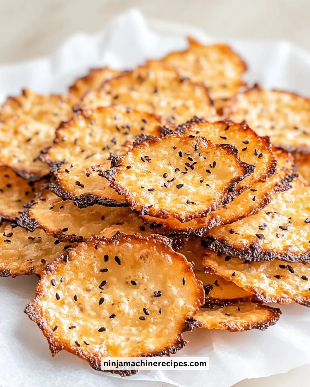 Keto cottage cheese chips made from 1 ingredient for a healthy snack