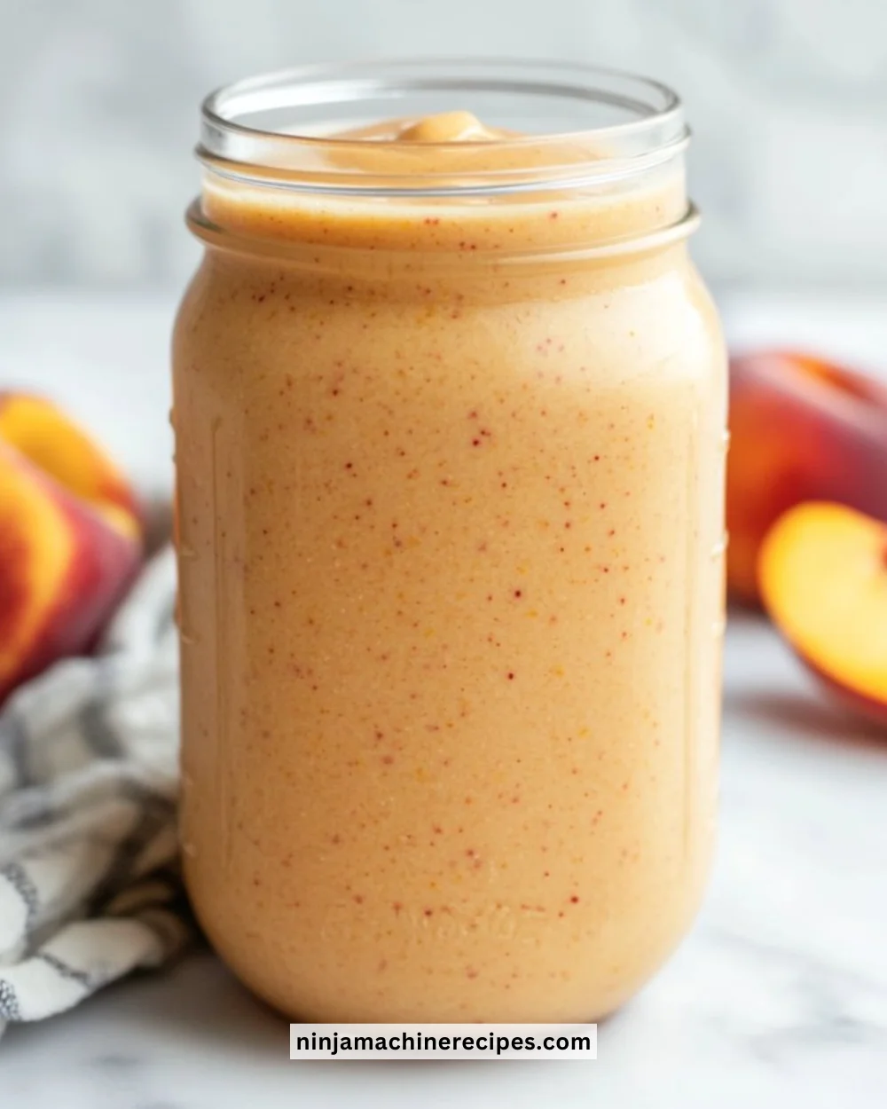 Delicious Vanilla Peach Smoothie with creamy vanilla and ripe peaches
