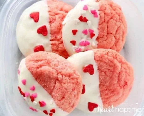3-ingredient strawberry cake mix cookies on a plate