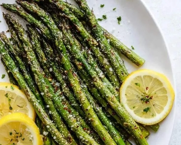 Easy Roasted Asparagus with Lemon
